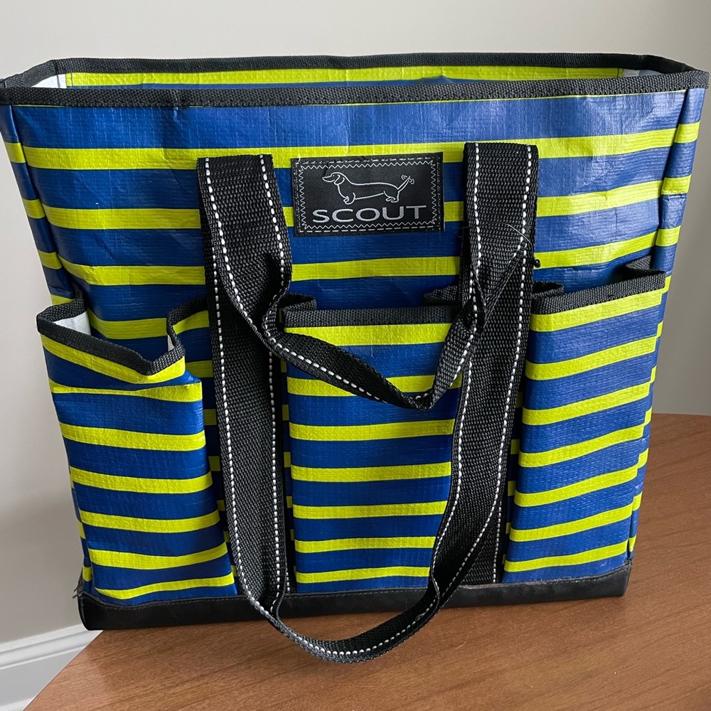 SCOUT Multi-Pocket Insulated Tote